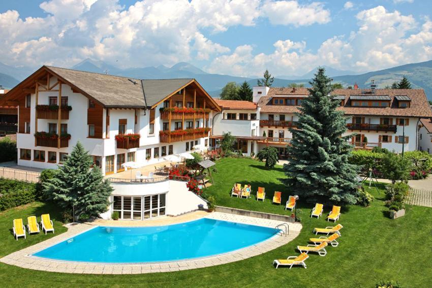 Hotel Langhof Natz-Schabs Екстер'єр фото